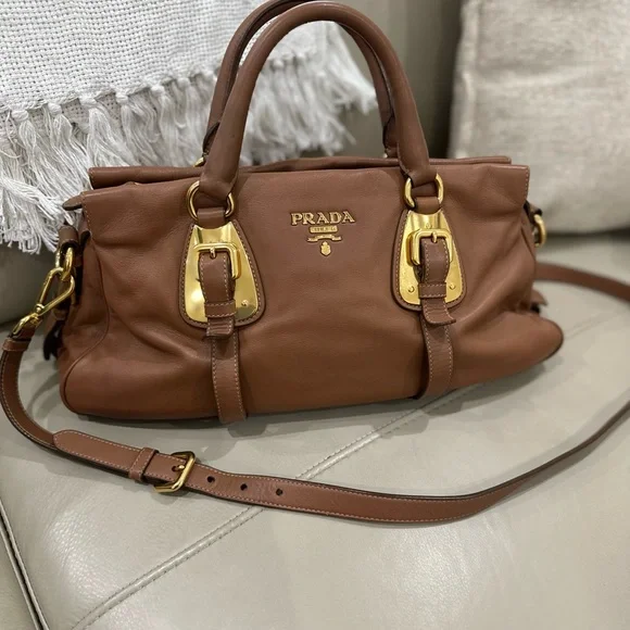 Prada Tan Leather Bag with Gold Details - Picture 8 of 12